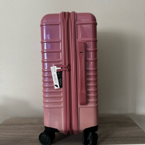 BEIS The Carry-On Roller in Wicked Pink NWT - Picture 2 of 6
